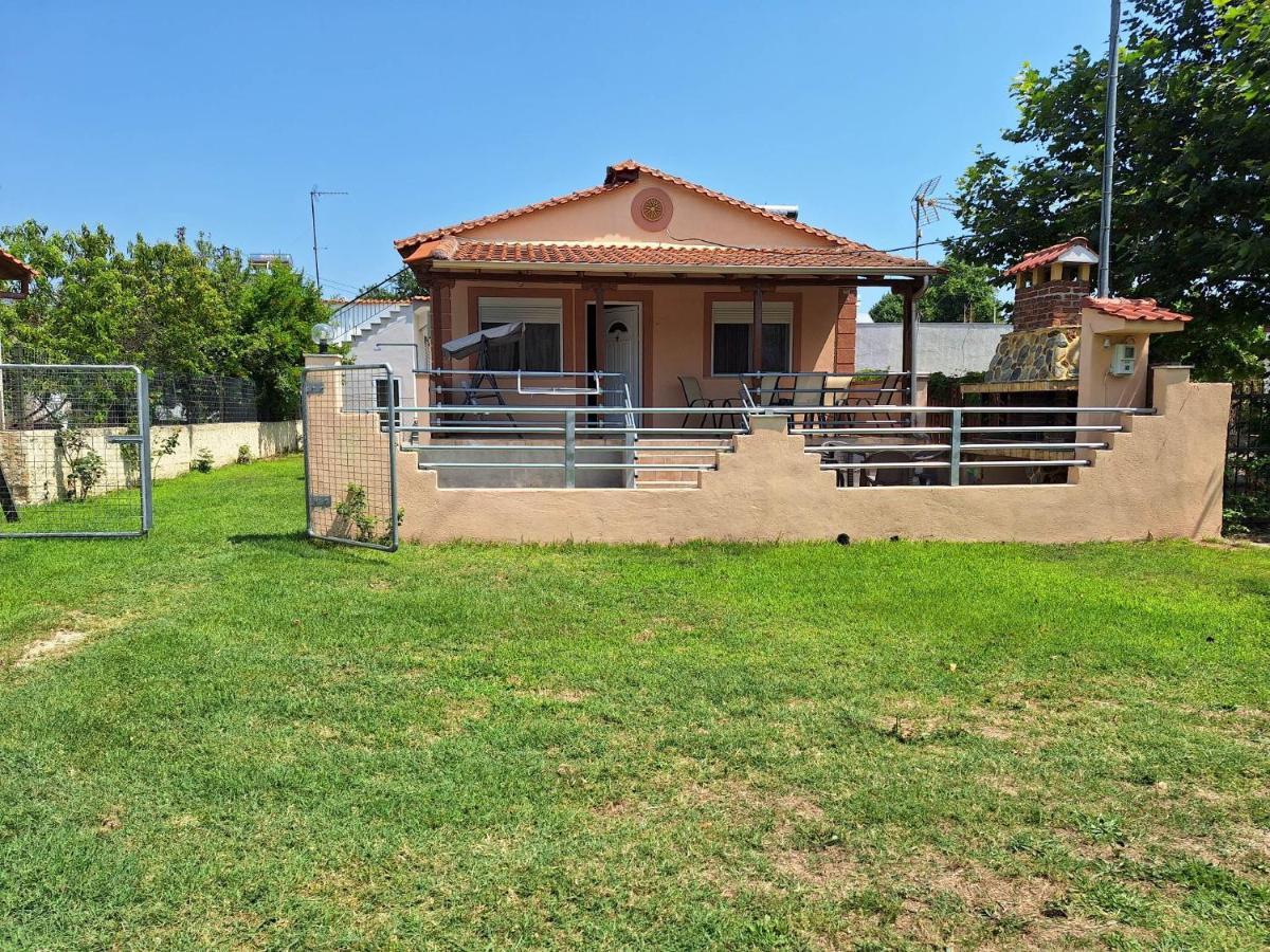 וראסנה Xristos Villa מראה חיצוני תמונה